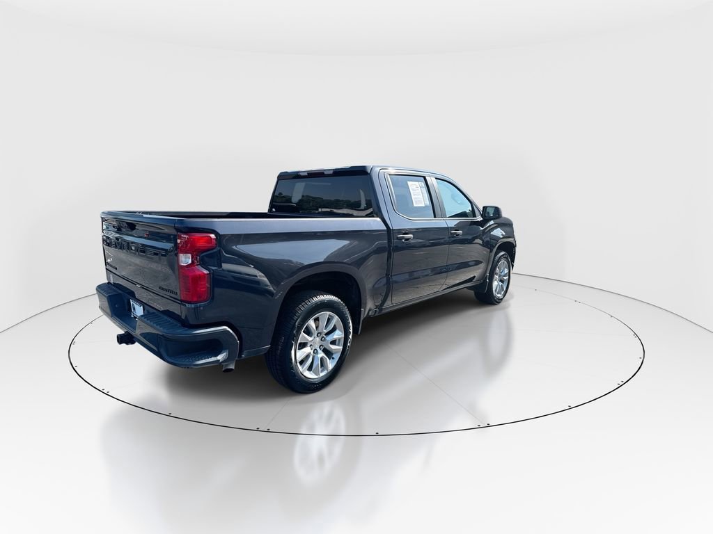 Used 2023 Chevrolet Silverado 1500 Custom w/ LPO, Dark Essentials Package RWD image 8