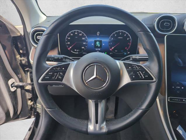 Used 2023 Mercedes-Benz GLC 300 image 11