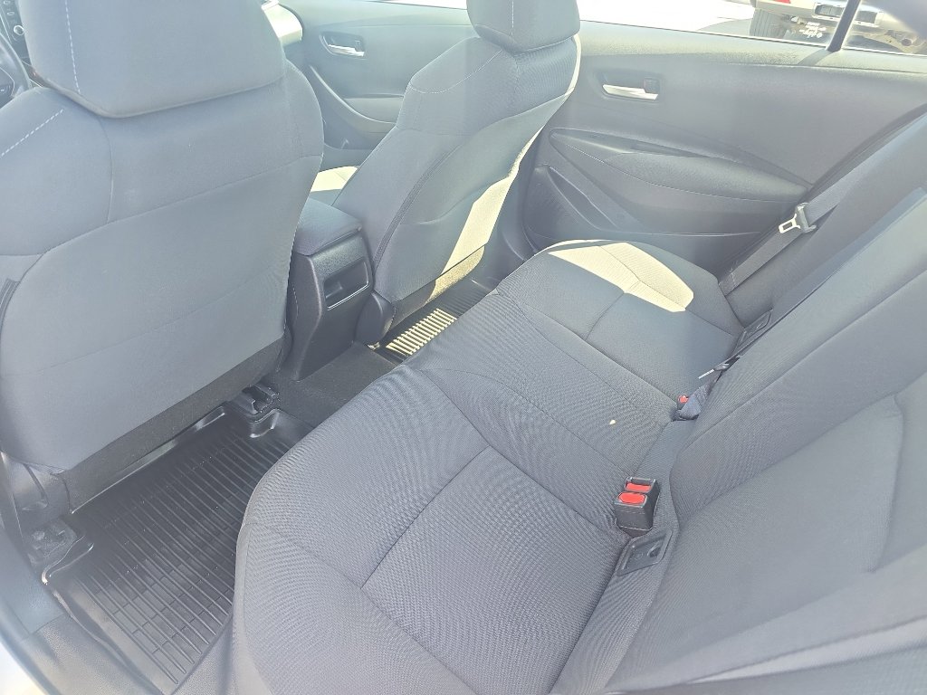 Used 2021 Toyota Corolla LE FWD image 14