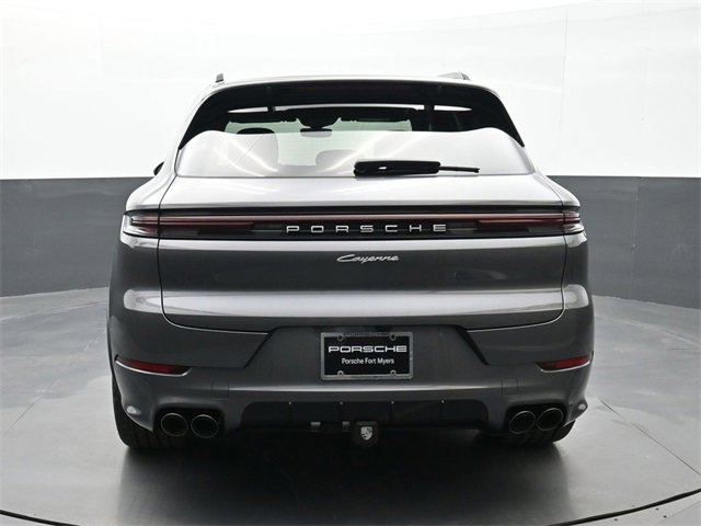 New 2025 Porsche Cayenne image 25