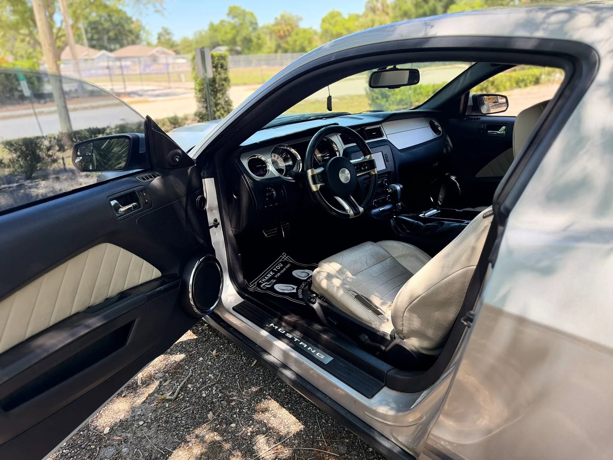 Used 2012 Ford Mustang Premium RWD image 11