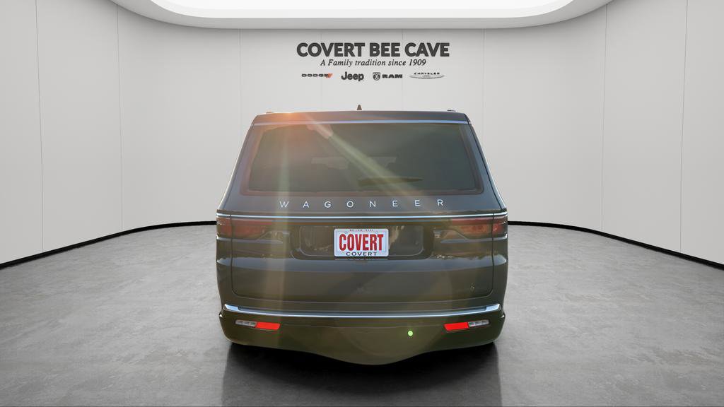 New 2025 Jeep Wagoneer 4WD w/ Convenience Group I image 8