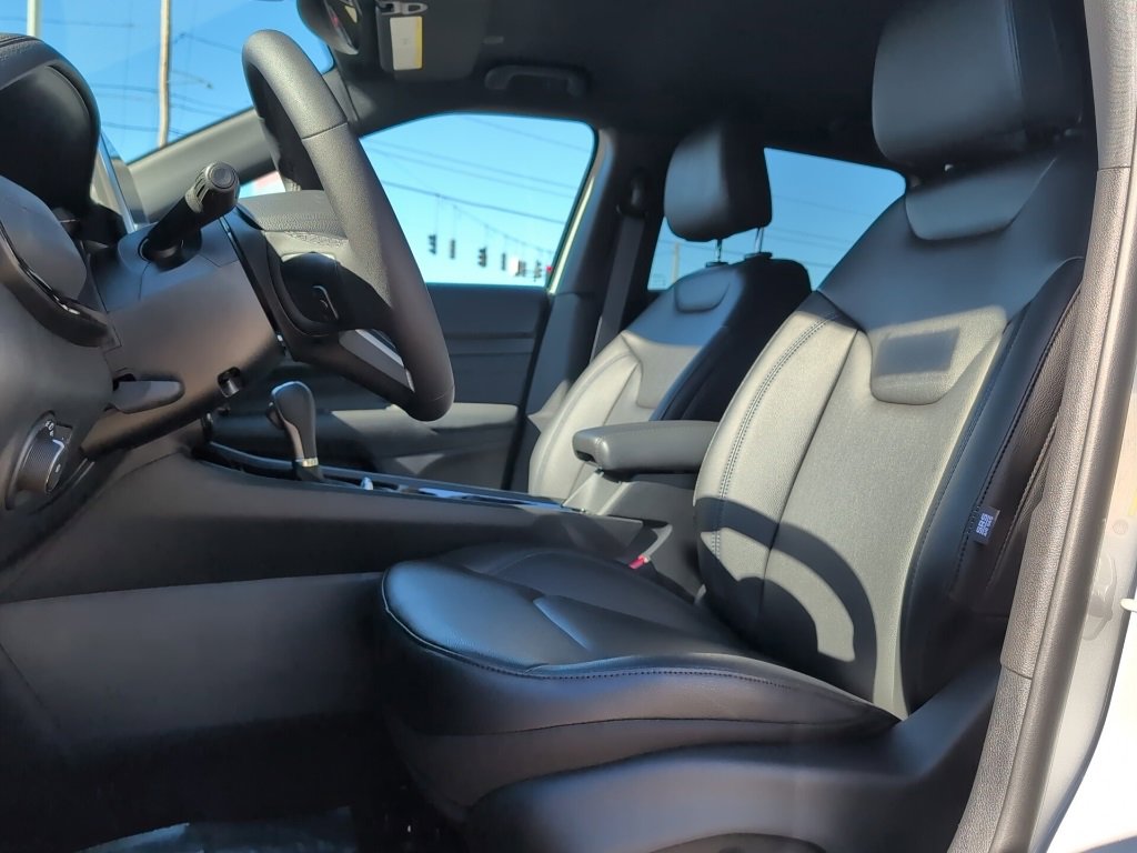 New 2026 Jeep Compass Limited image 19
