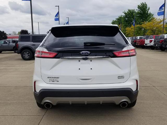 Certified 2019 Ford Edge SEL FWD image 3