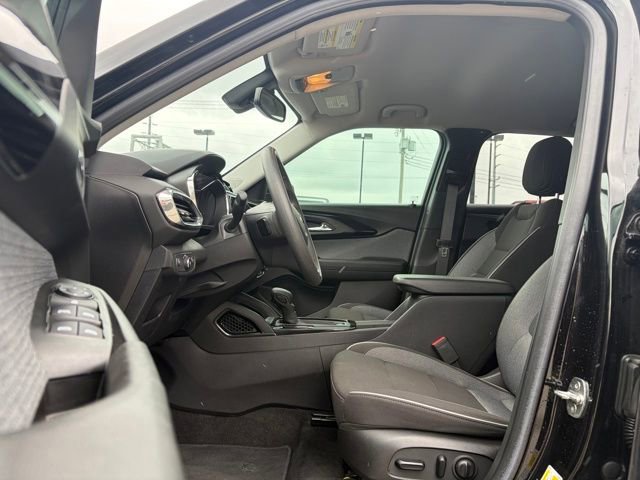 Used 2022 Chevrolet TrailBlazer LT w/ Convenience Package image 13