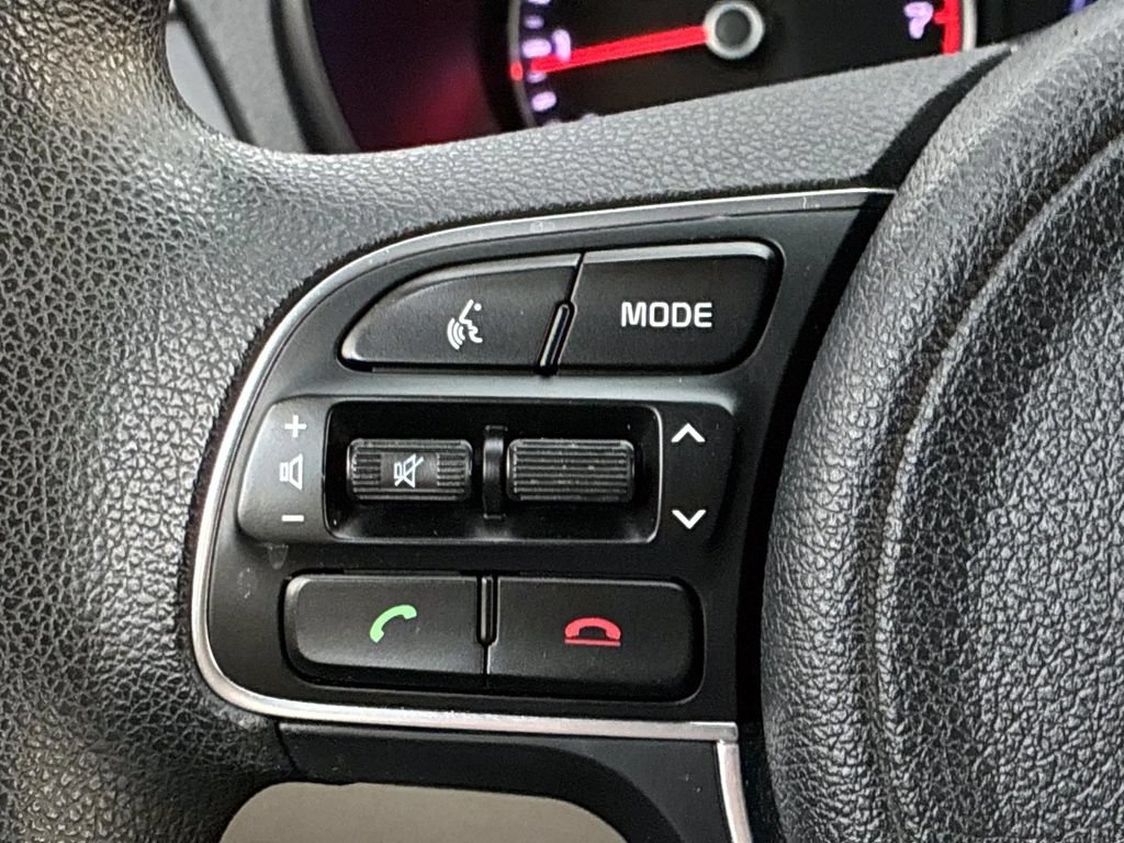 Used 2017 Kia Optima LX FWD image 22