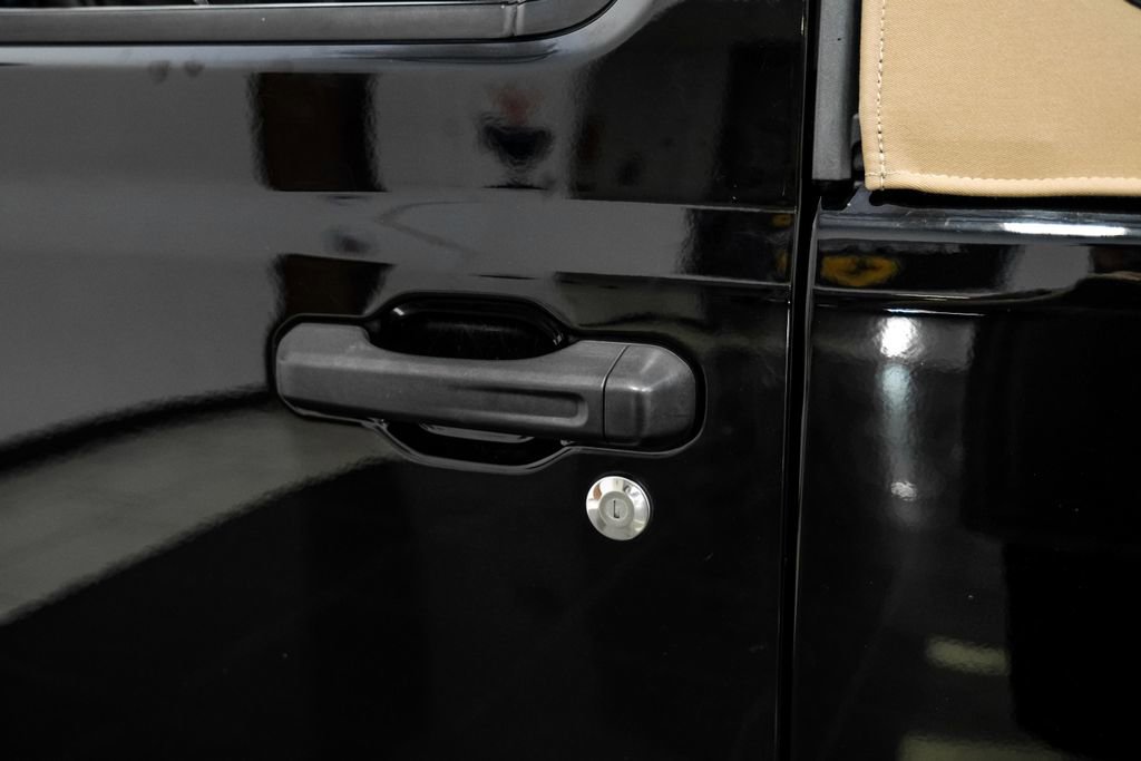 Used 2020 Jeep Wrangler Sport image 35