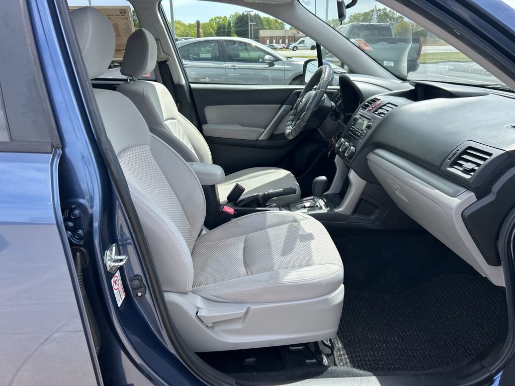 Used 2014 Subaru Forester 2.5i Premium w/ All-Weather Package image 19