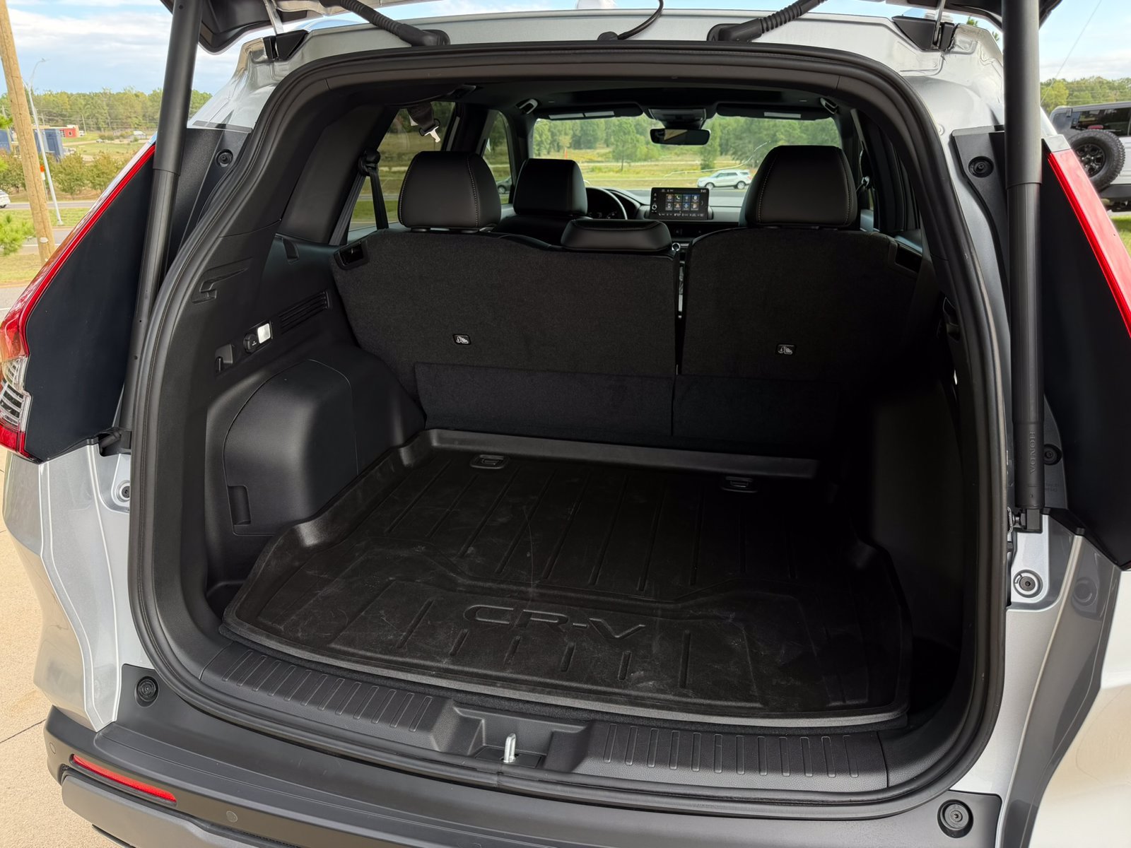 Used 2025 Honda CR-V Sport-L image 32