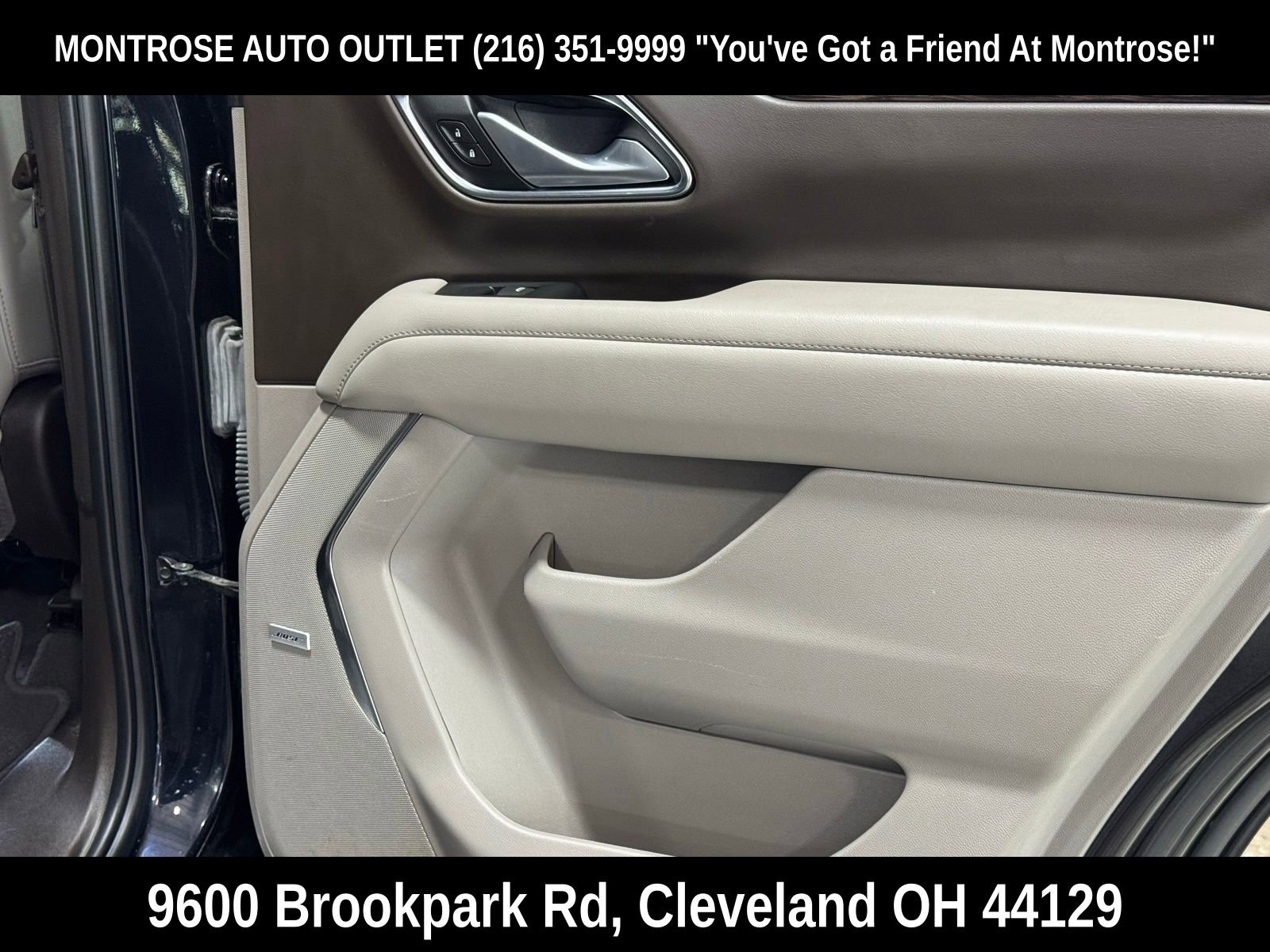 Used 2022 Chevrolet Tahoe Z71 w/ Z71 Off-Road Package AWD/4WD image 39