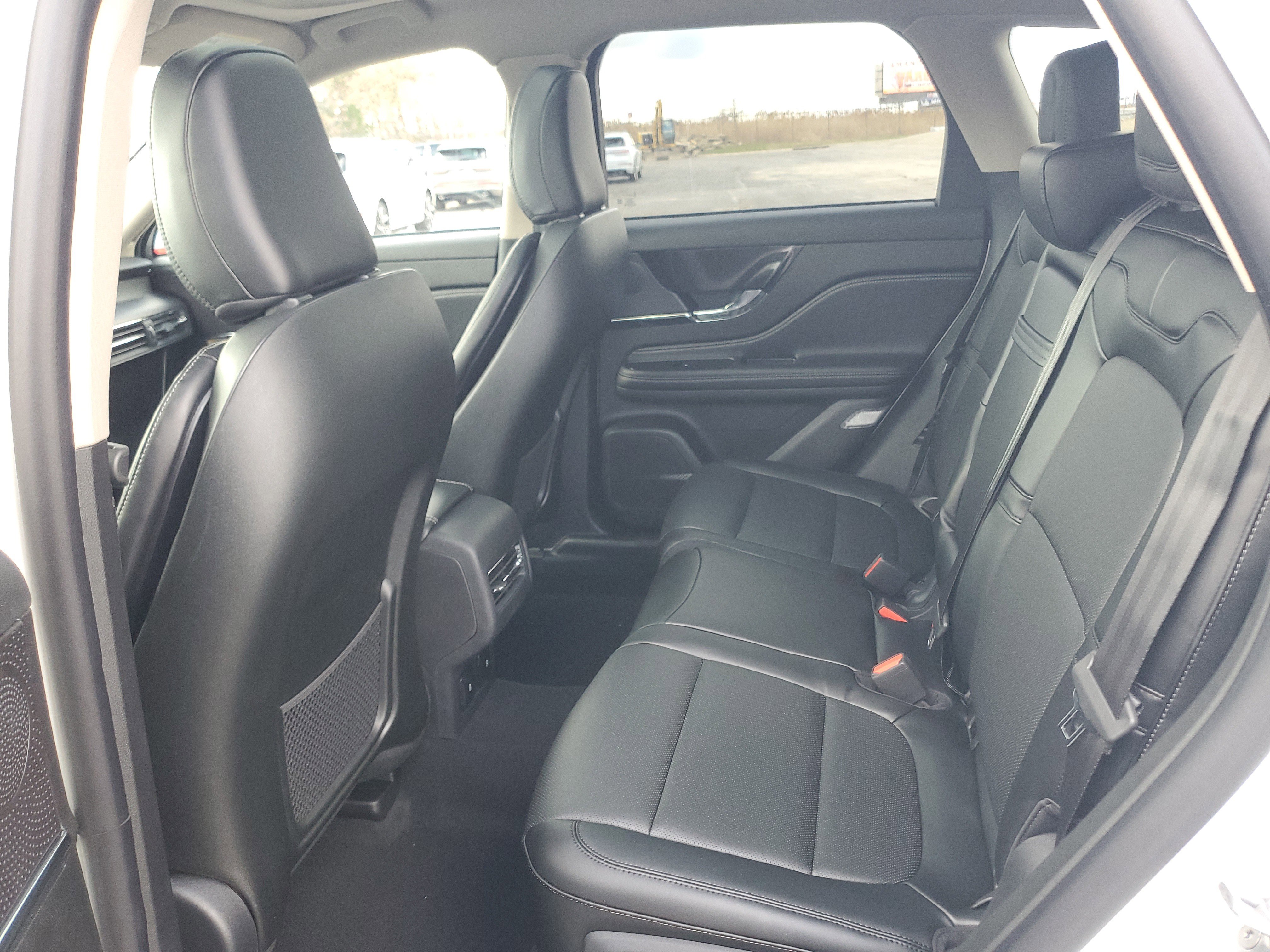 New 2026 Lincoln Corsair Premiere image 25