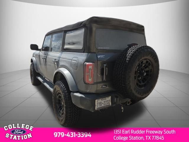 Used 2022 Ford Bronco Outer Banks image 4