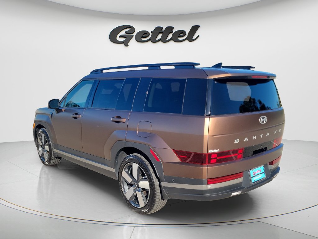 Used 2024 Hyundai Santa Fe Limited FWD image 7