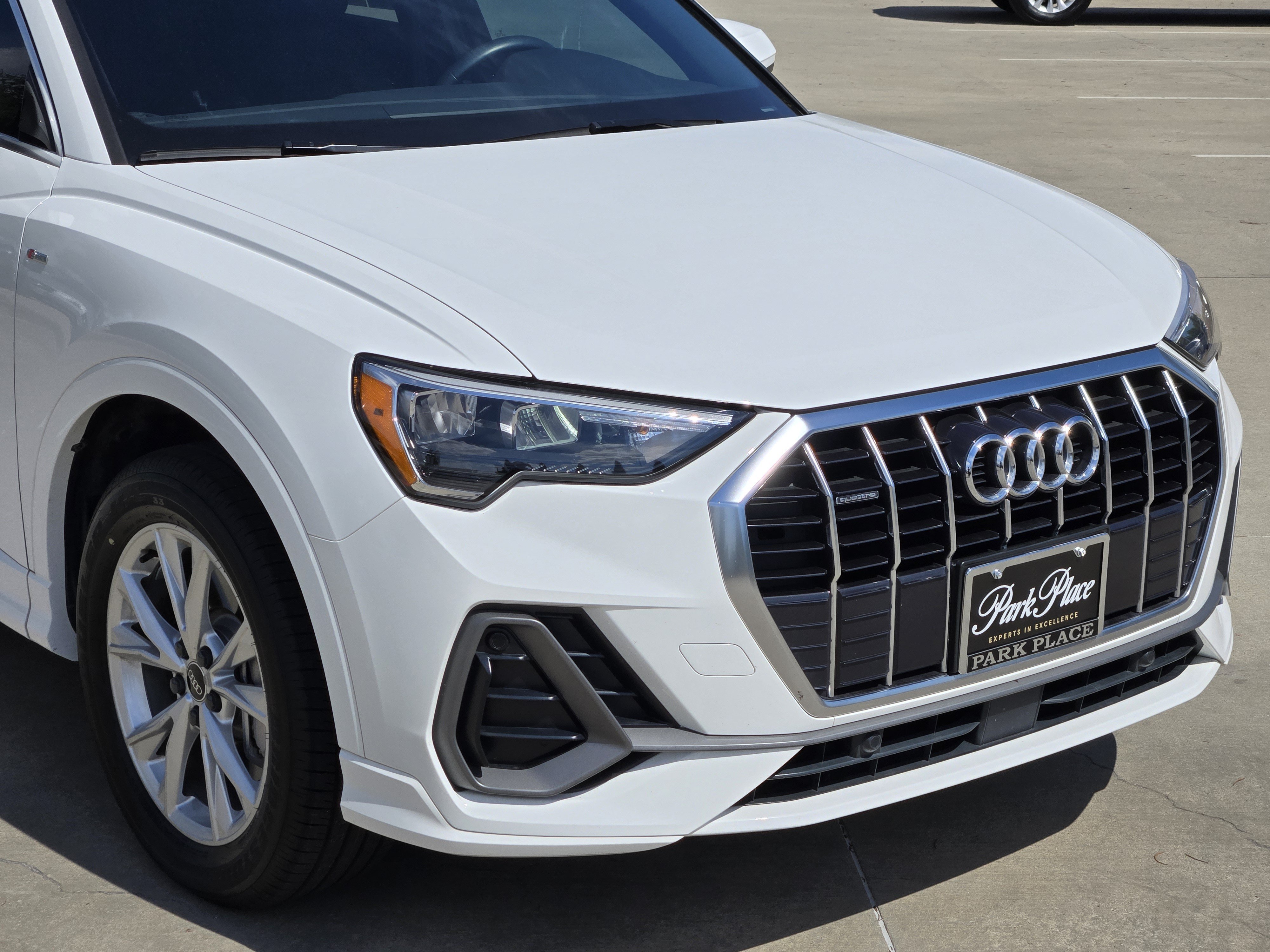 Used 2022 Audi Q3 2.0T Premium AWD/4WD image 9