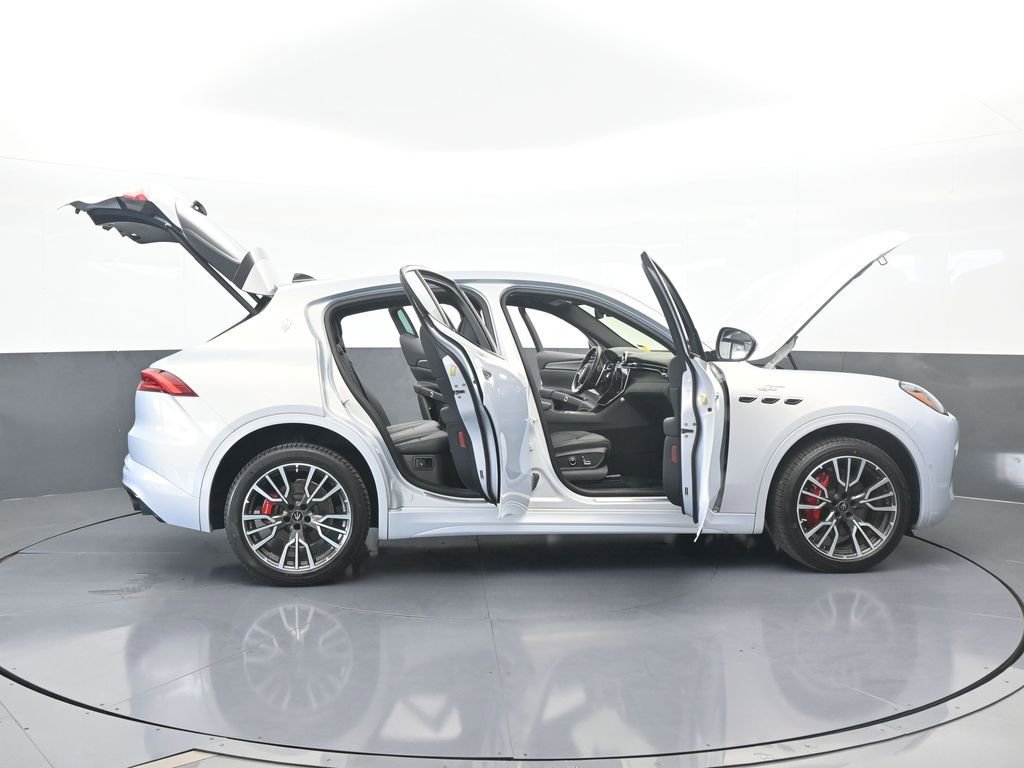 Used 2023 Maserati Grecale GT image 75