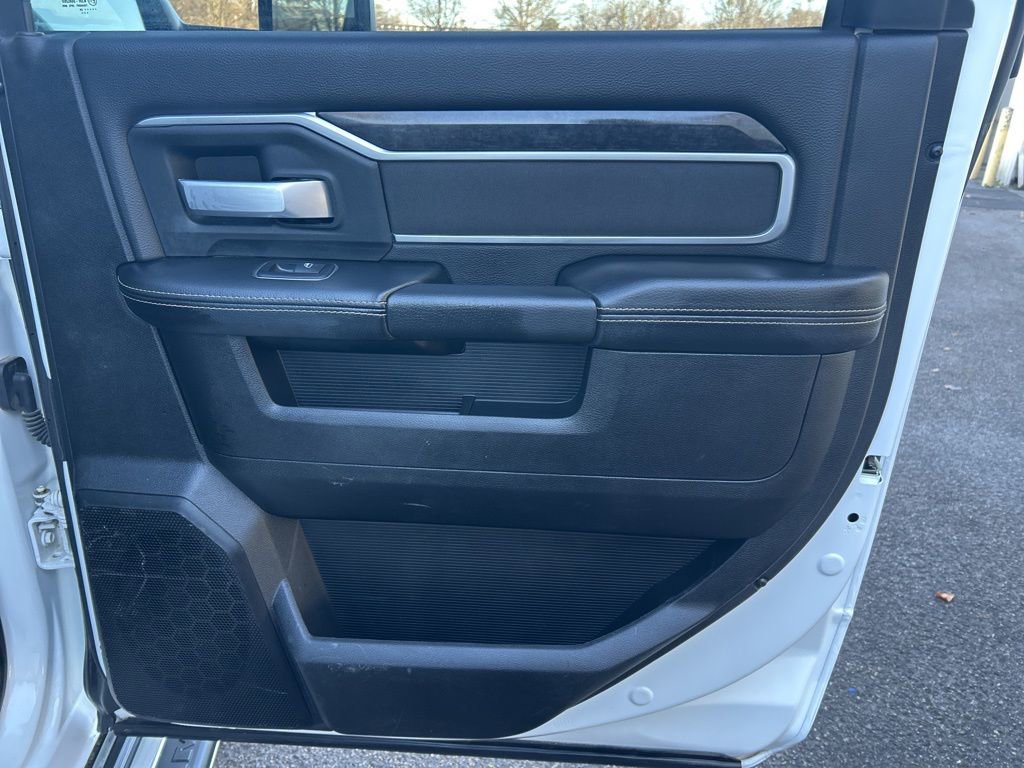 Used 2024 RAM 2500 Big Horn image 24