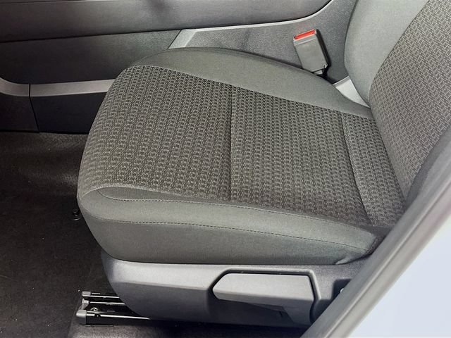 New 2026 Nissan Kicks S FWD image 18