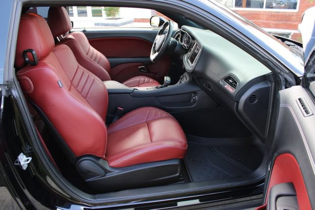 Used 2023 Dodge Challenger SRT Hellcat w/ Driver Convenience Group RWD image 41