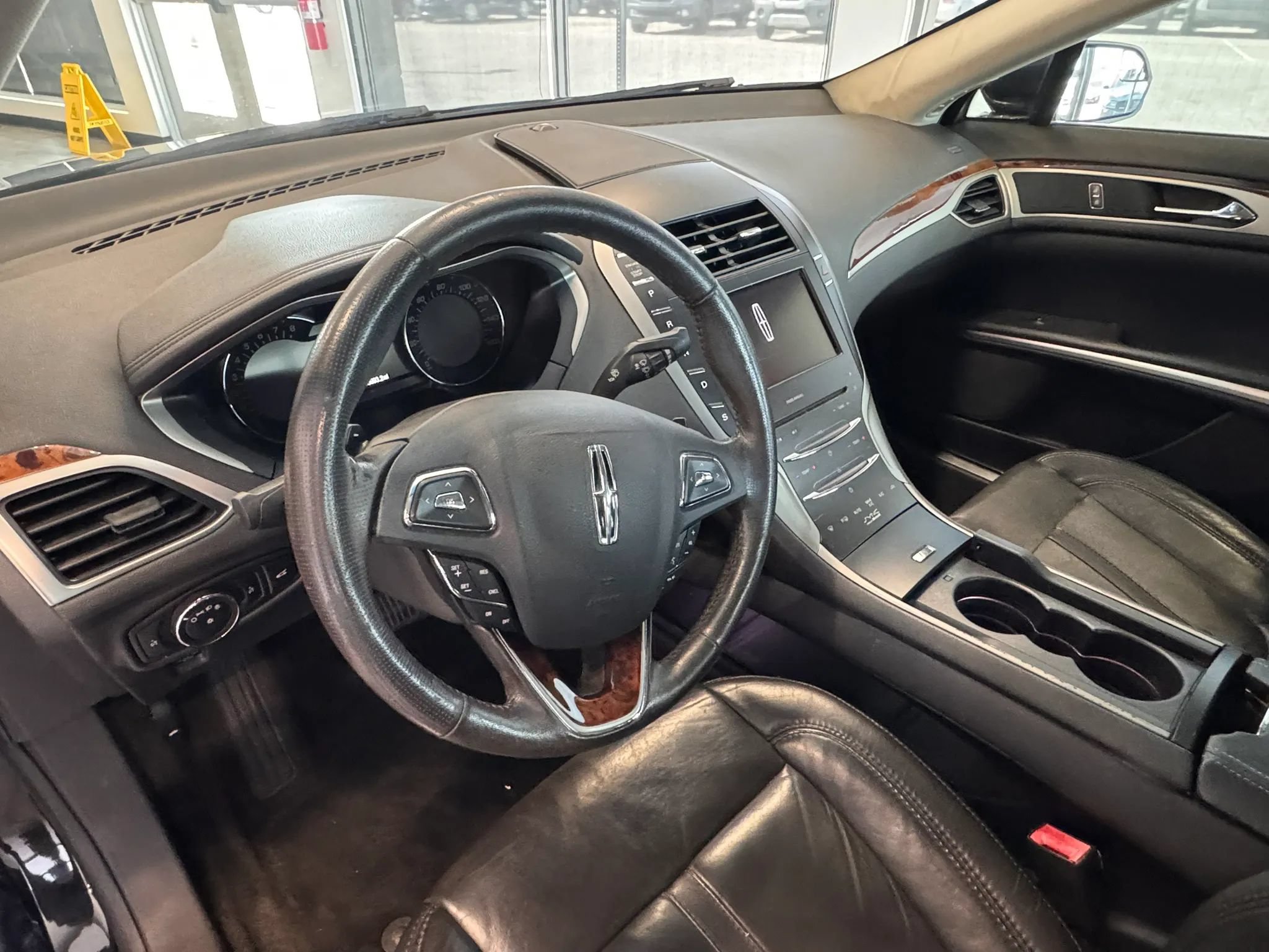 Used 2014 Lincoln MKZ w/ Equipment Group 101A Select FWD image 24