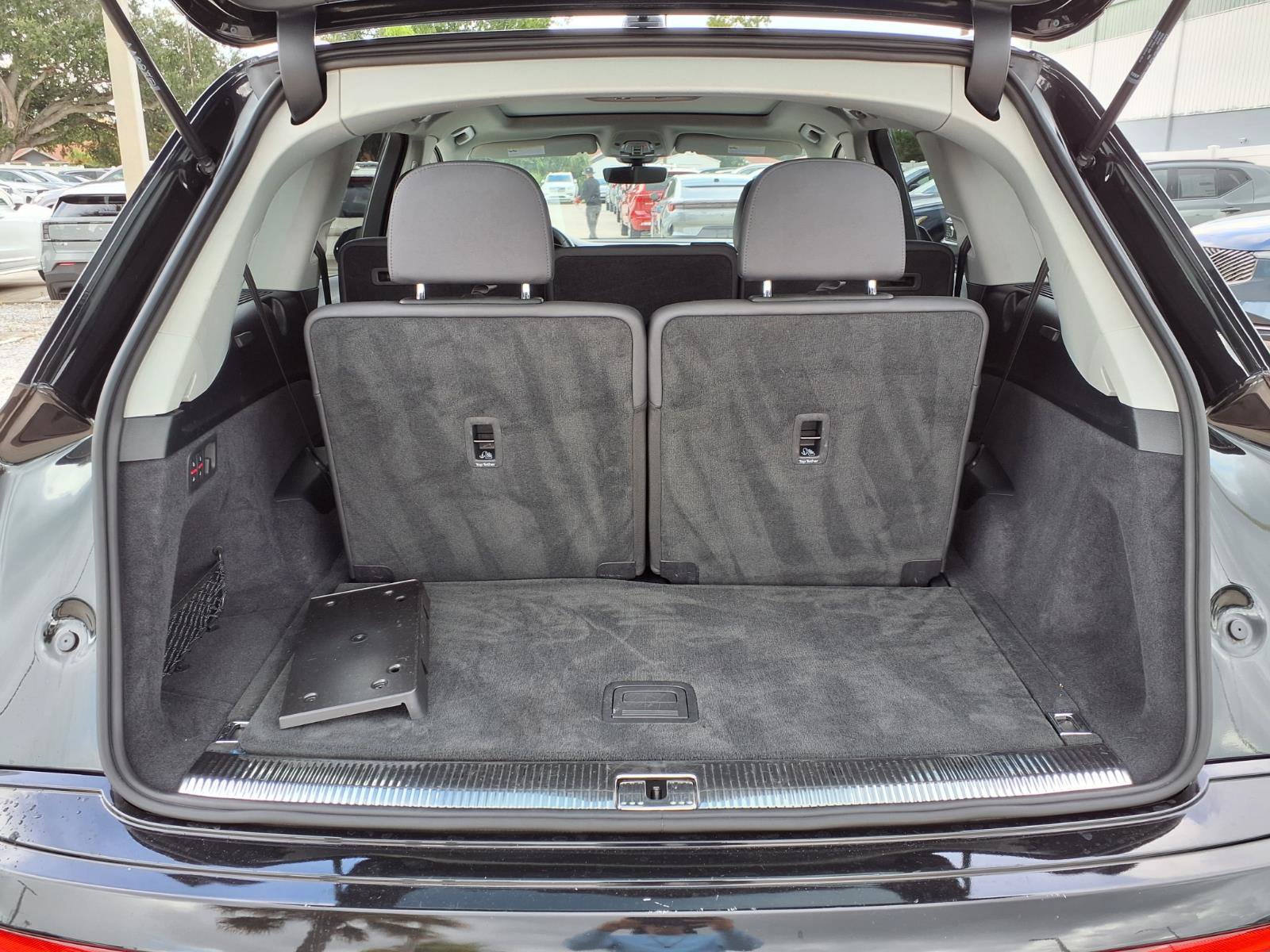 Used 2024 Audi Q7 3.0T Premium Plus AWD/4WD image 18