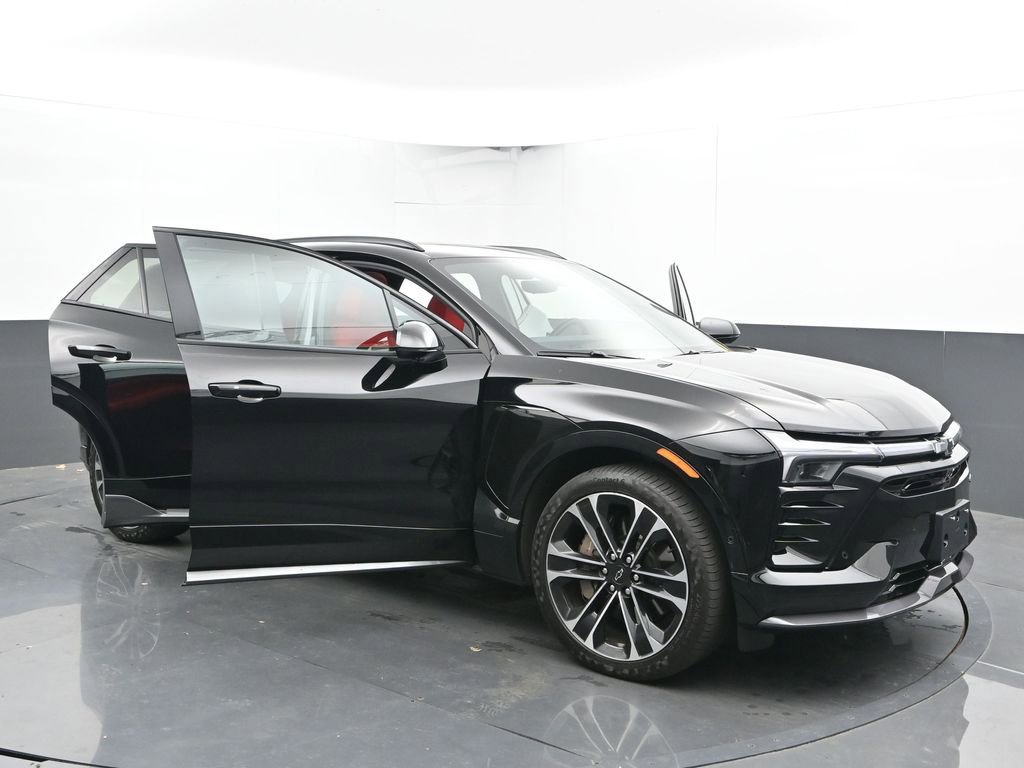 Used 2025 Chevrolet Blazer EV SS w/ Performance Package image 55