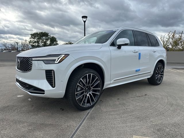New 2026 Volvo XC90 B6 Plus w/ Protection Package Premier image 3
