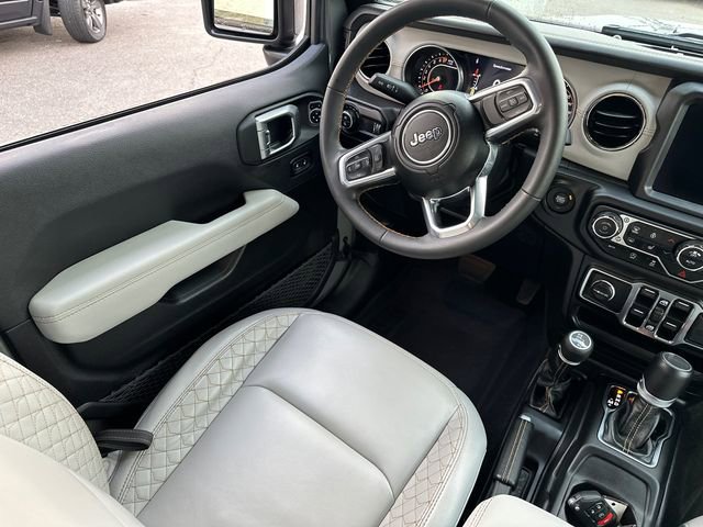 Used 2023 Jeep Gladiator Overland image 17