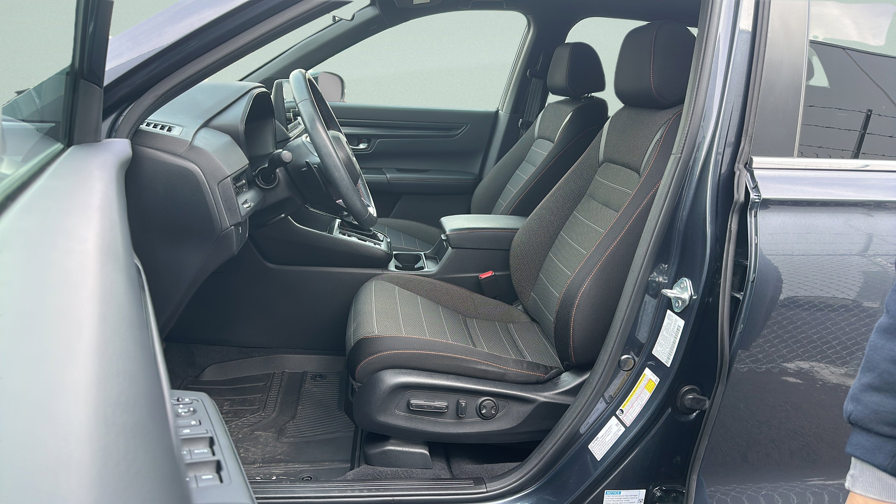 Used 2024 Honda CR-V Sport image 41