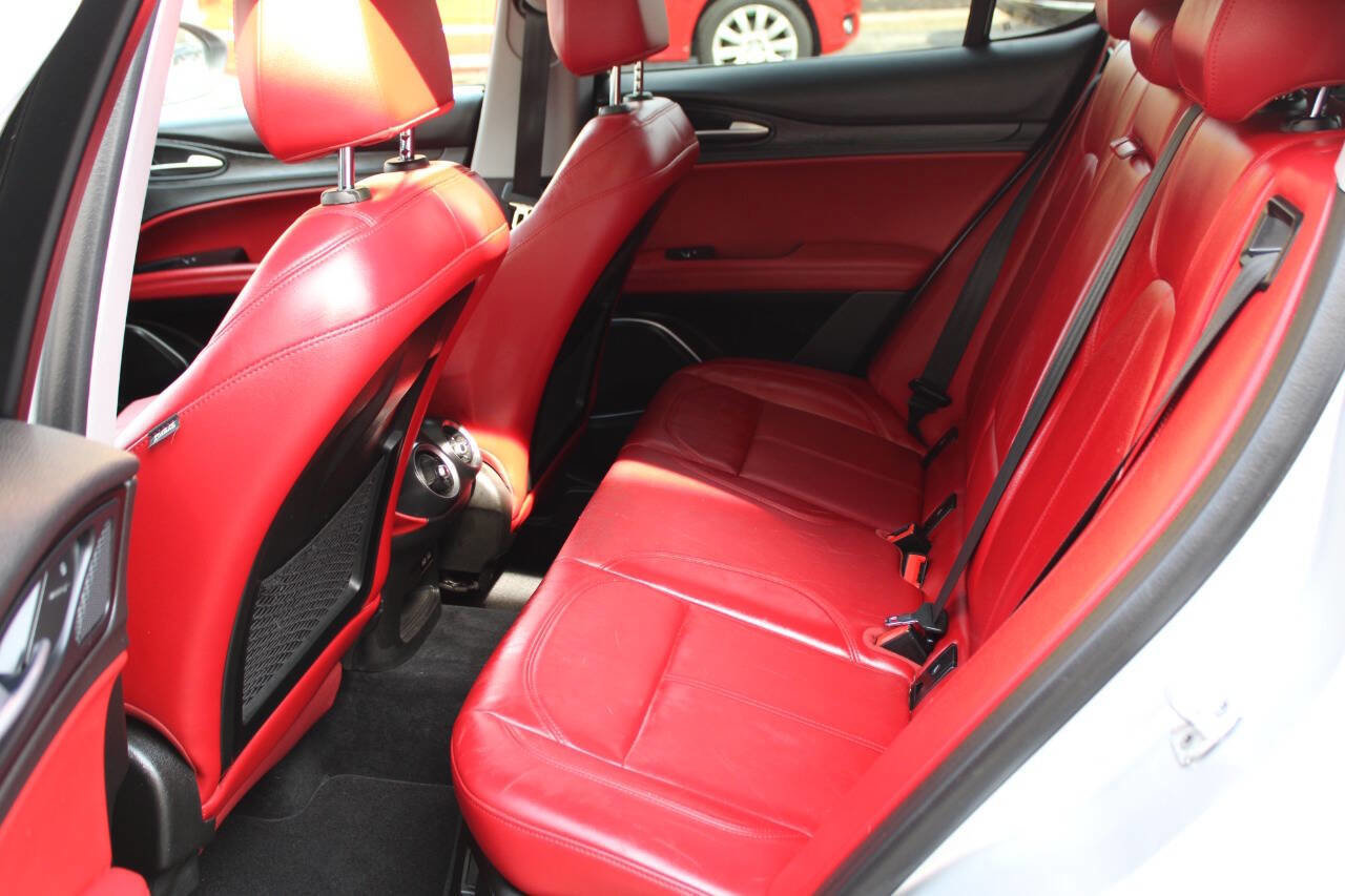 Used 2018 Alfa Romeo Stelvio Sport w/ Cold Weather Package image 20