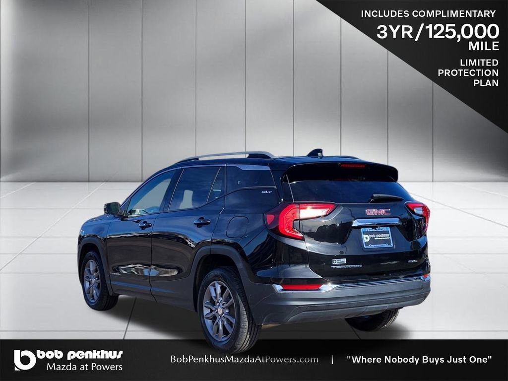 Used 2024 GMC Terrain SLT image 27