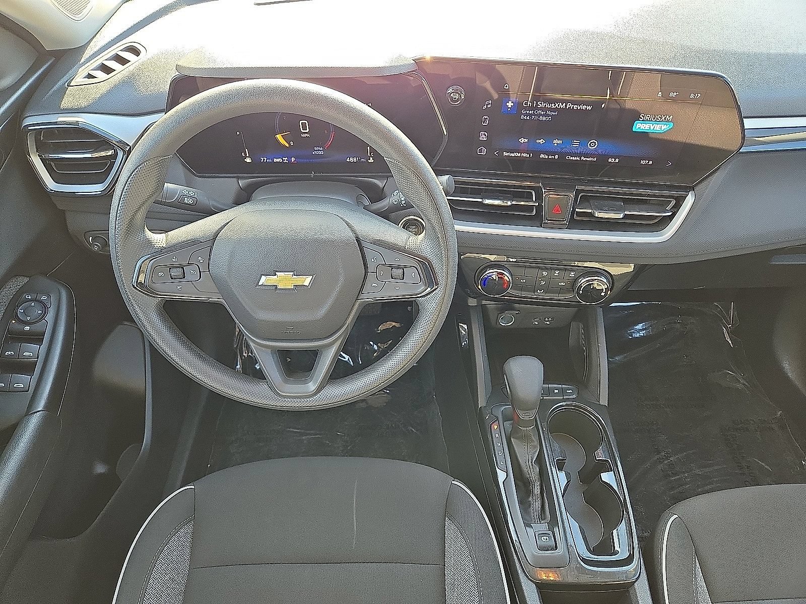 Used 2025 Chevrolet TrailBlazer LT AWD/4WD image 17