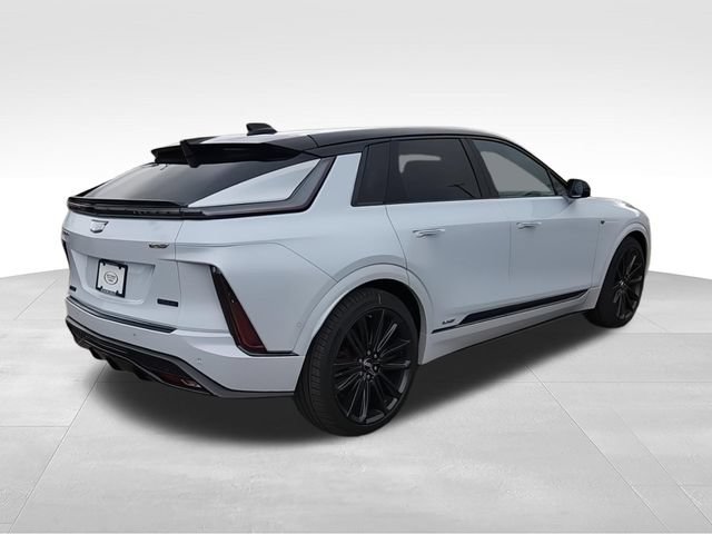New 2026 Cadillac Lyriq V w/ Exterior Carbon Fiber Package AWD/4WD image 8