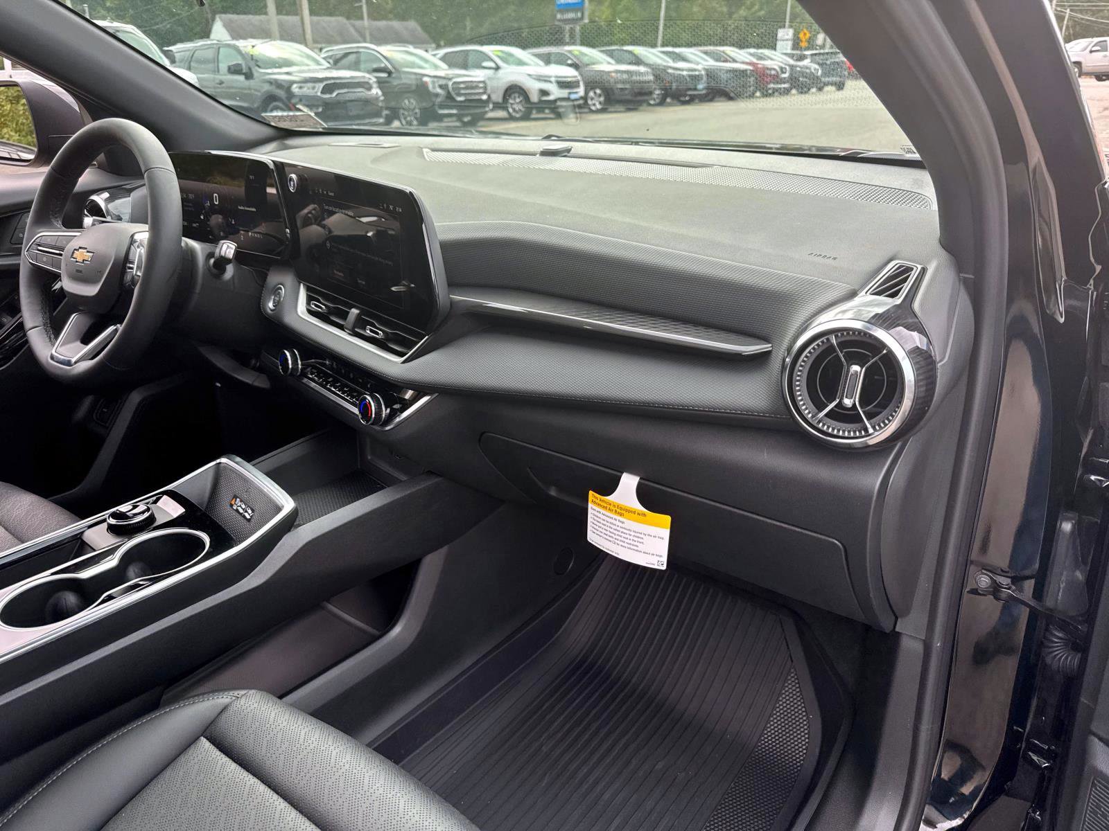 New 2026 Chevrolet Equinox LT w/ Convenience Package II image 7