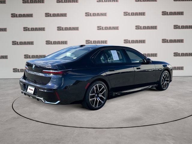 Certified 2026 BMW 750e xDrive image 5