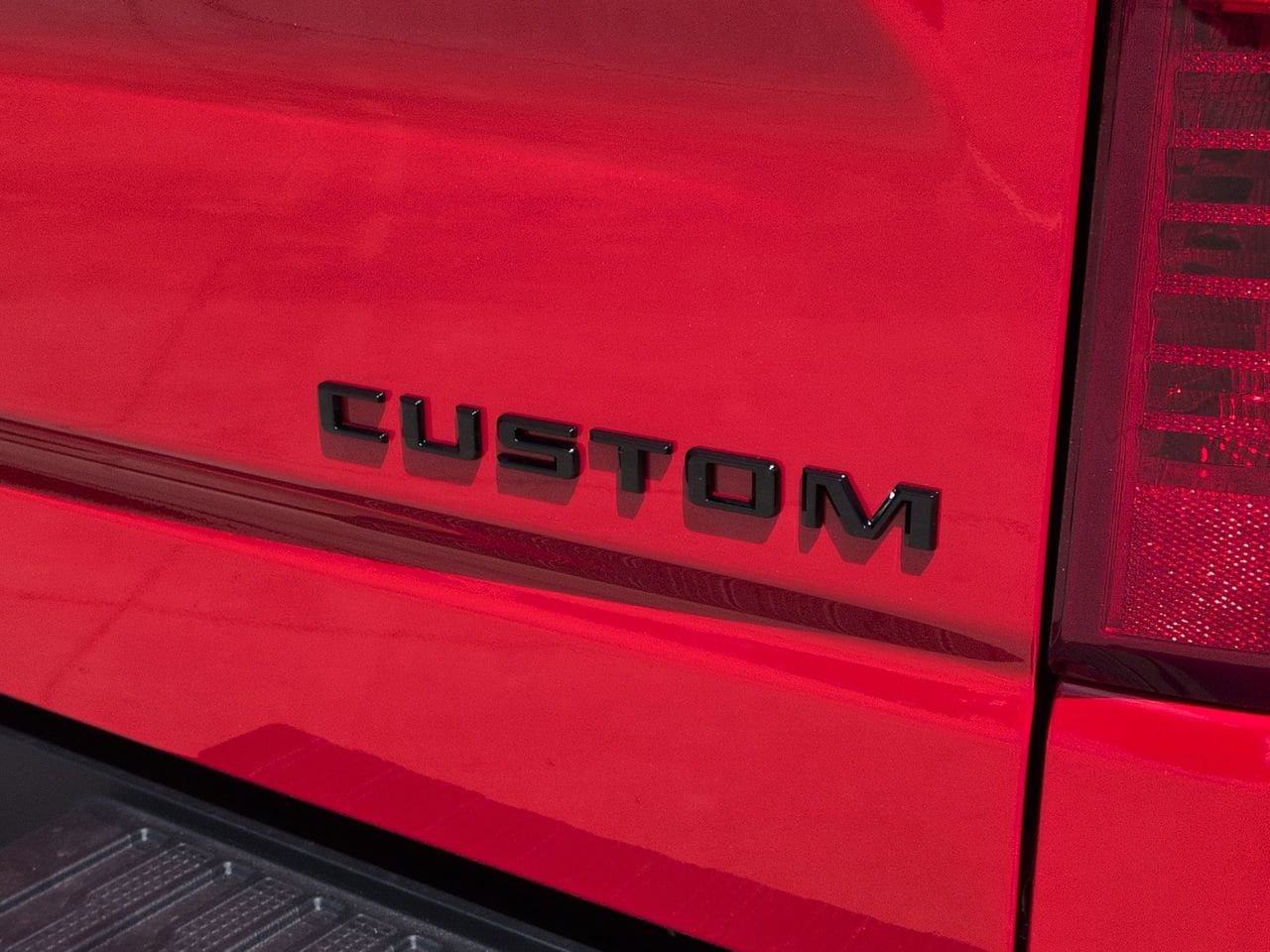 New 2026 Chevrolet Silverado 1500 Custom w/ Turbomax Blackout Package image 7