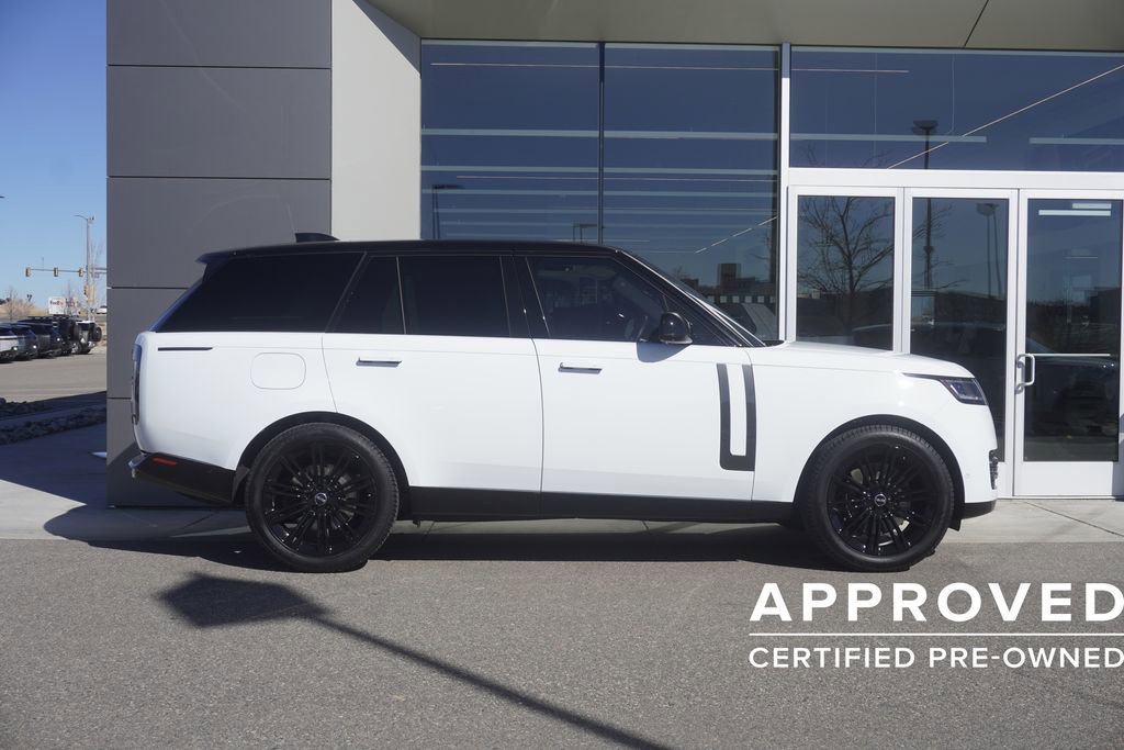 Used 2023 Land Rover Range Rover SE image 7