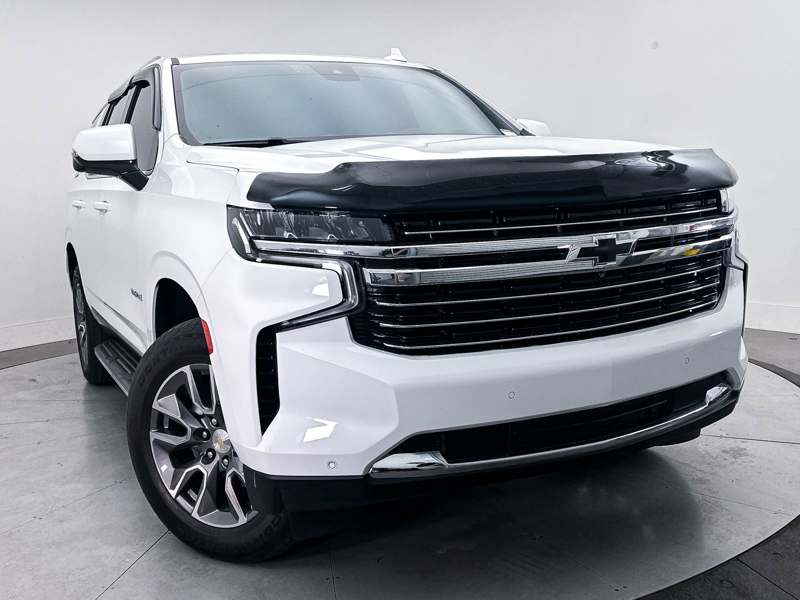 Used 2024 Chevrolet Tahoe LT w/ LT Signature Package AWD/4WD image 10