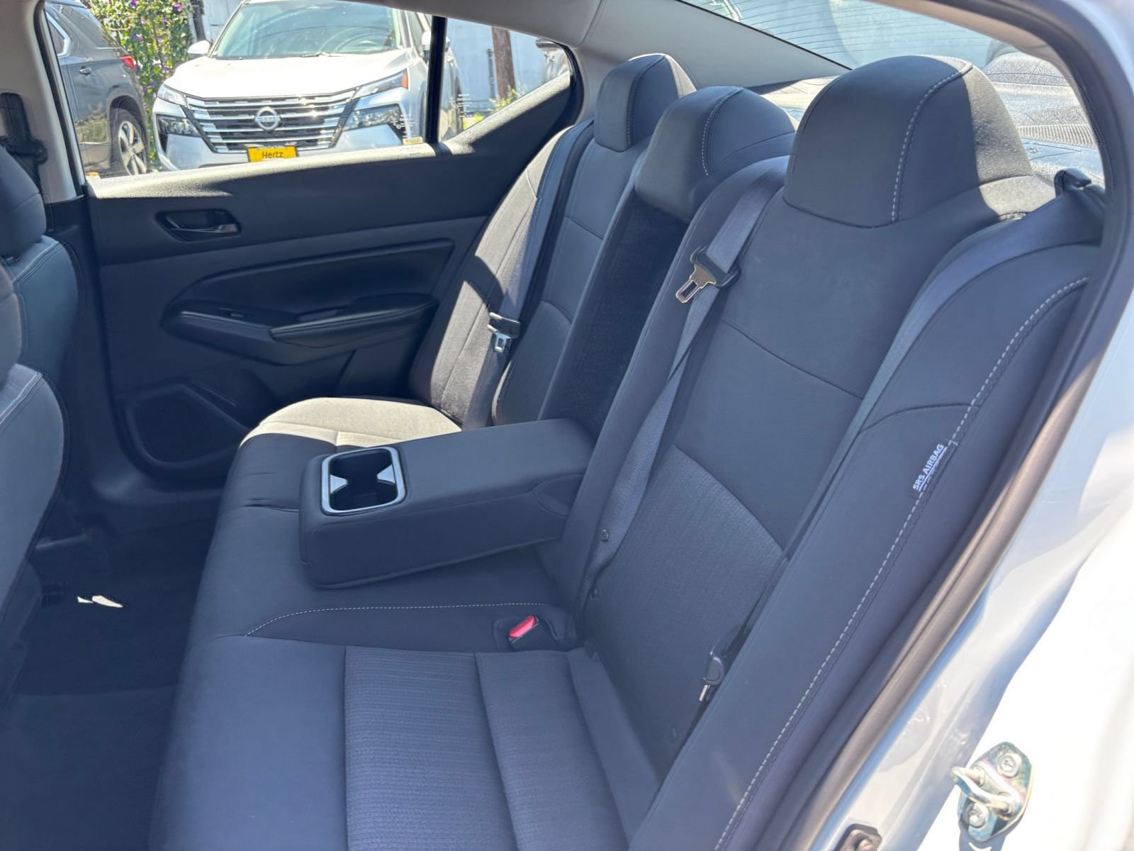 Used 2025 Nissan Altima 2.5 SV FWD image 27