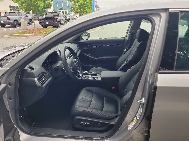 Used 2021 Honda Accord Touring image 10