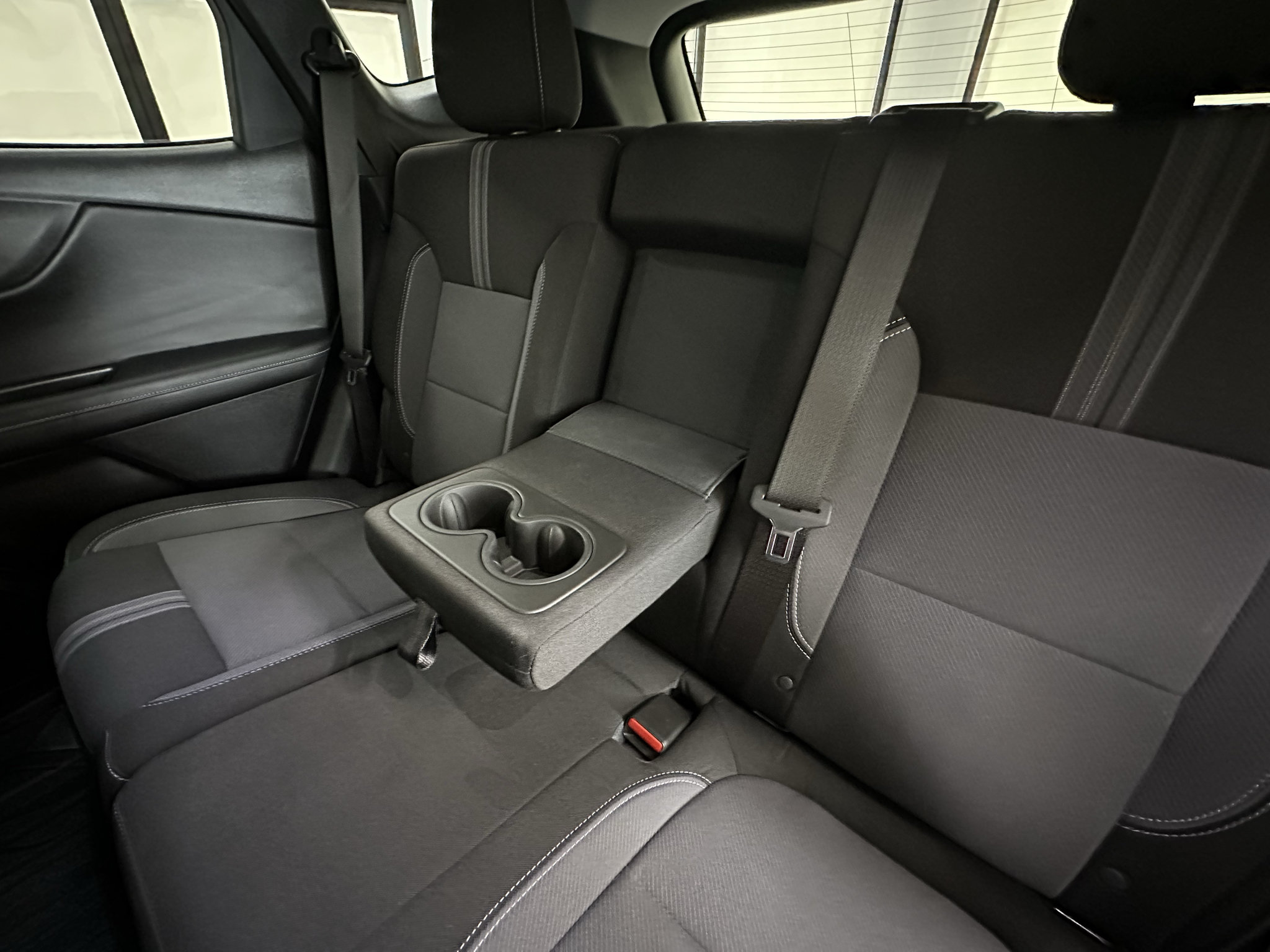 Used 2025 Chevrolet Blazer LT w/ Convenience Package FWD image 16
