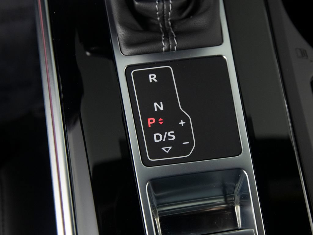 Used 2025 Audi RS 6 performance AWD/4WD image 27