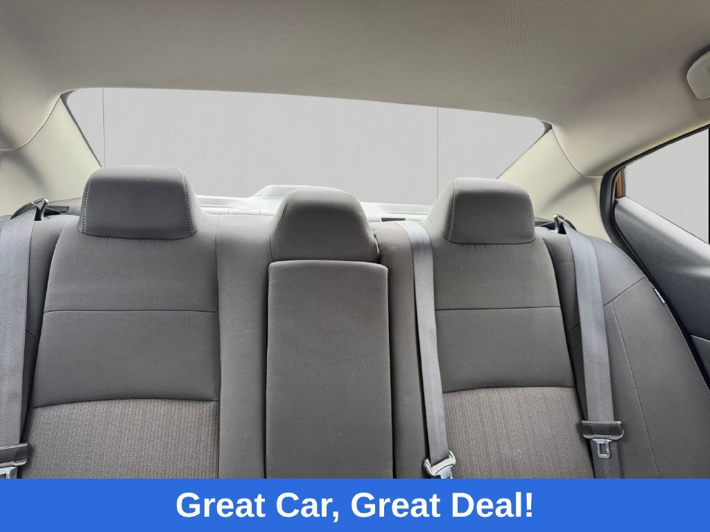 Used 2025 Nissan Altima 2.5 SV FWD image 14