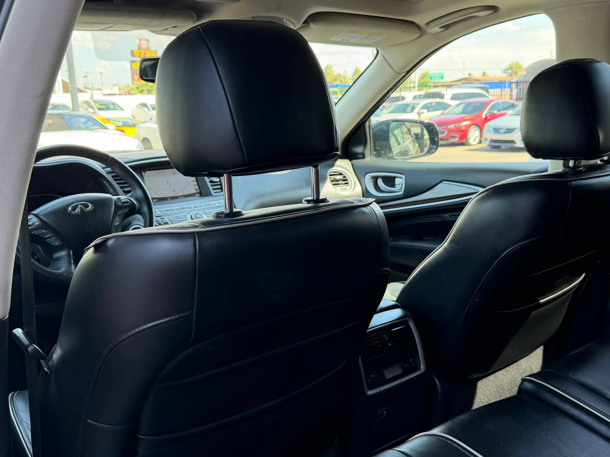 Used 2017 INFINITI QX60 FWD w/ Premium Plus Package image 17
