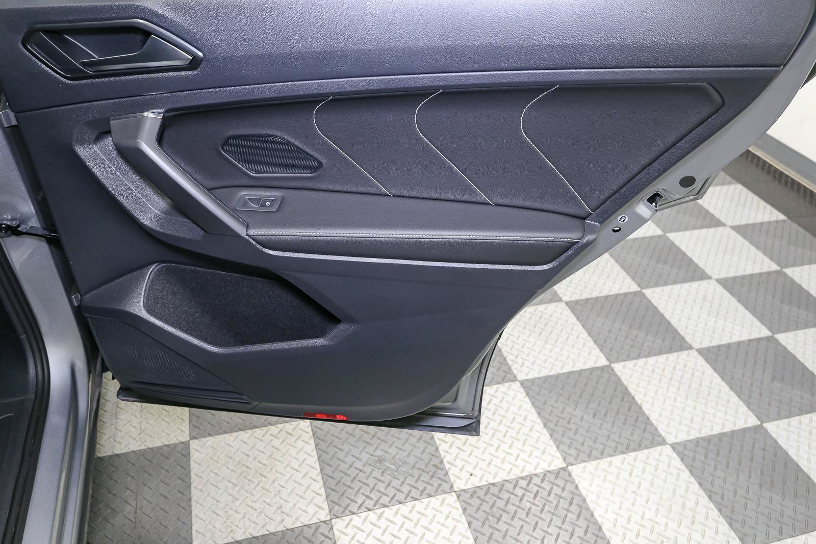Certified 2023 Volkswagen Tiguan SE AWD/4WD image 27