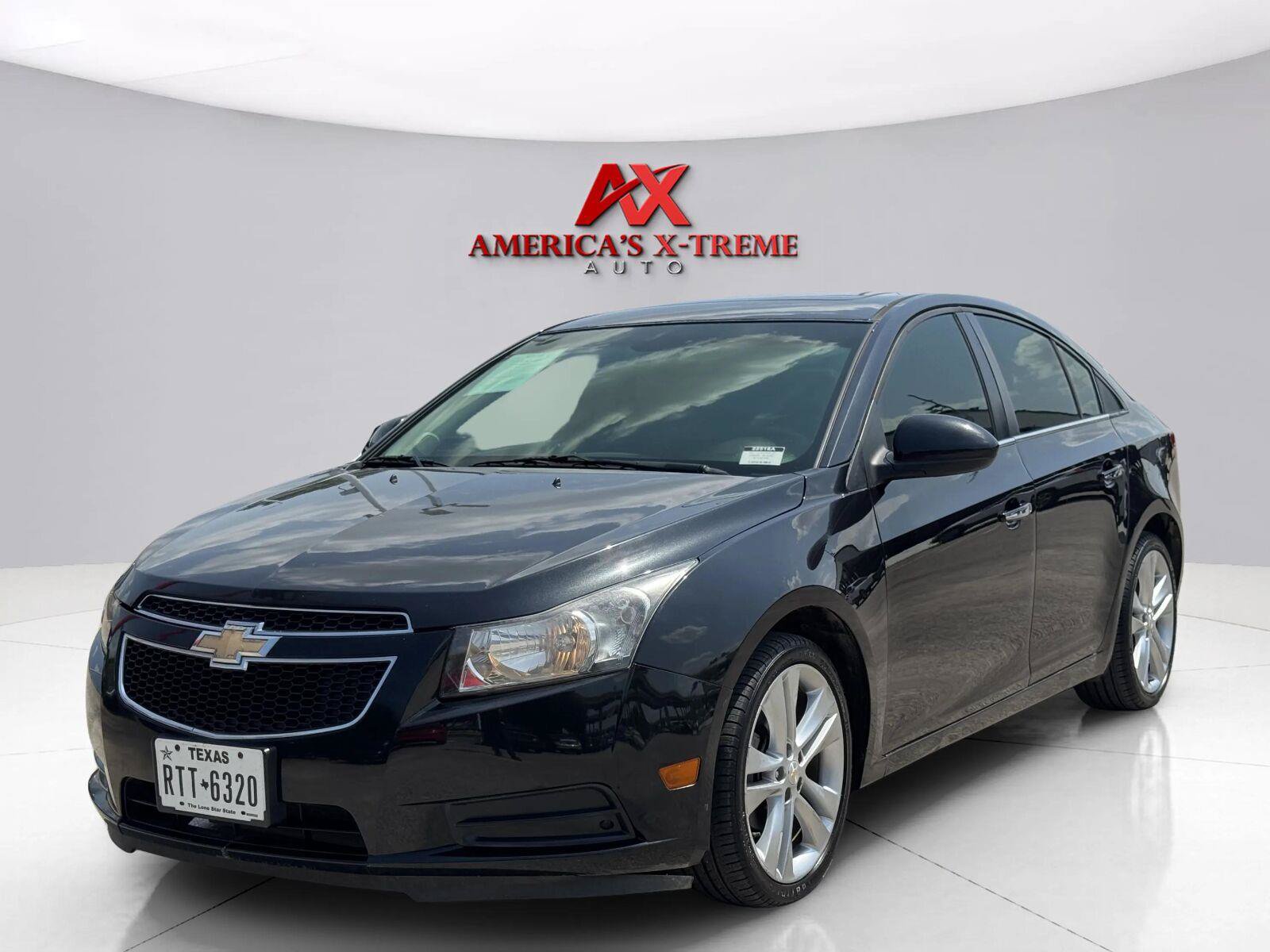 Used 2011 Chevrolet Cruze LTZ FWD image 1
