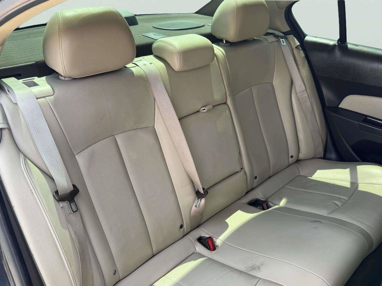 Used 2011 Chevrolet Cruze LTZ FWD image 48