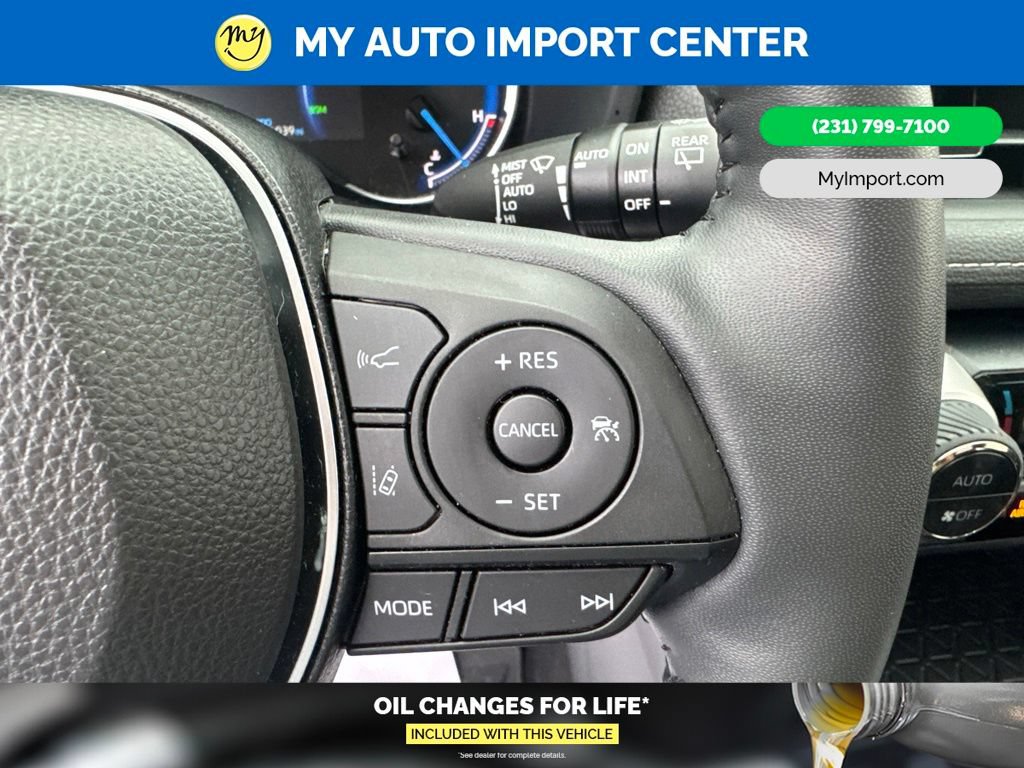 Used 2025 Toyota RAV4 XLE Premium w/ Weather Package AWD/4WD image 18