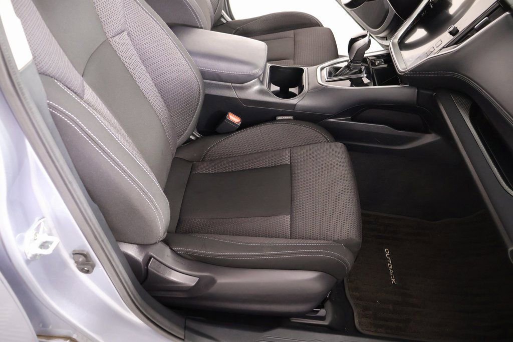 Used 2024 Subaru Outback Premium image 13