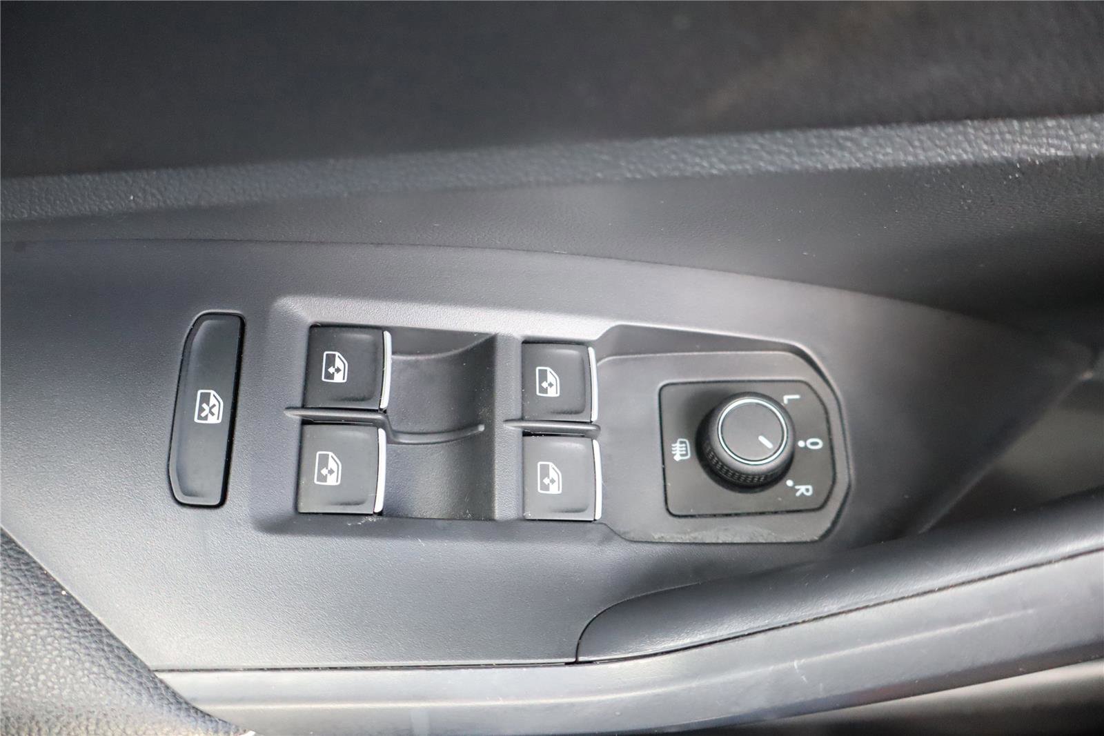 Certified 2023 Volkswagen Jetta S image 14