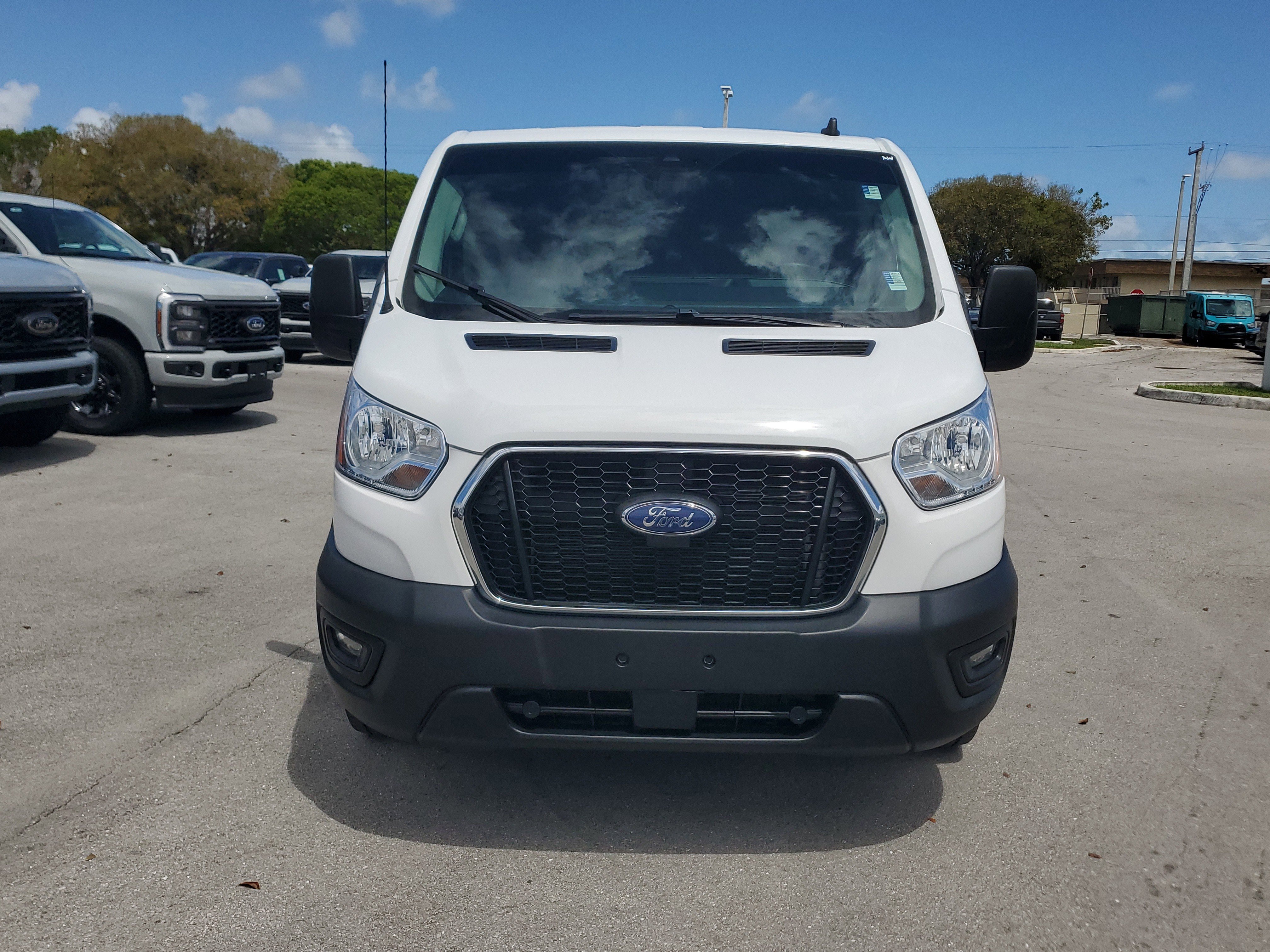 Used 2022 Ford Transit 250 Low Roof w/ Exterior Upgrade Package image 2